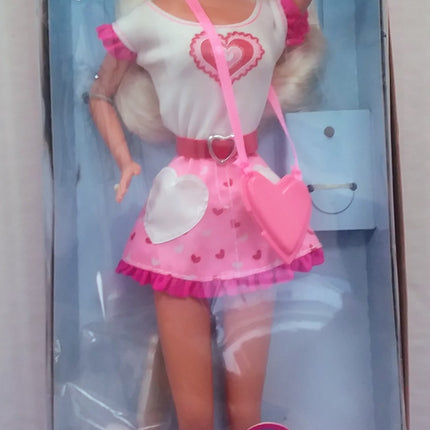 Barbie Doll - Valentine Fun Barbie (1996)