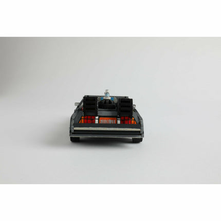 IncrediBuilds: Back to the Future: DeLorean Book and 3D Wood Model [2020]
