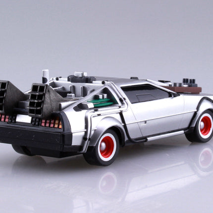 Back to the Future Part III pull-back DeLorean 1:43 scale plastic model kit