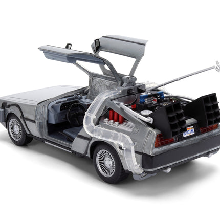 Back to the Future die-cast 1:24 scale 40th Anniversary "Hollywood Rides" light-up DeLorean Time Machine